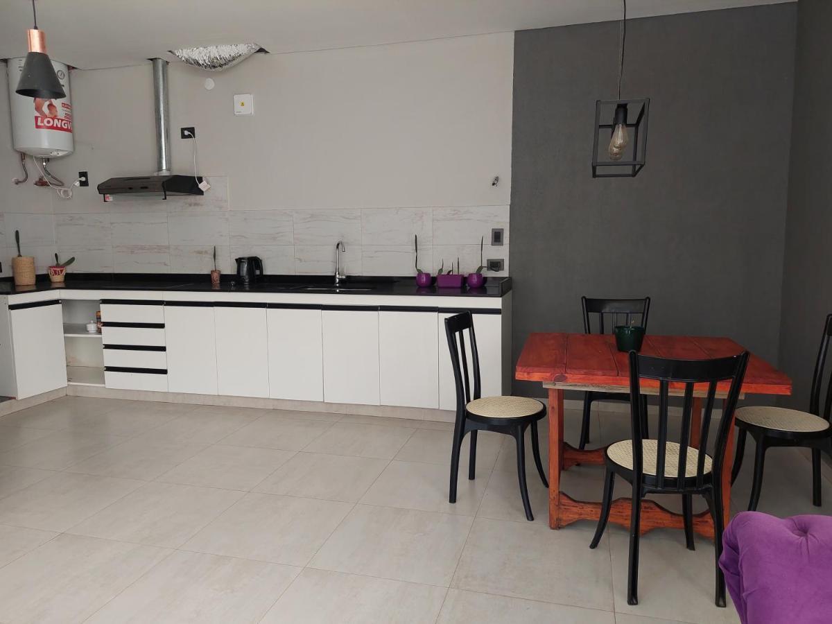 レシステンシアResidencia Fridaアパートメント エクステリア 写真
